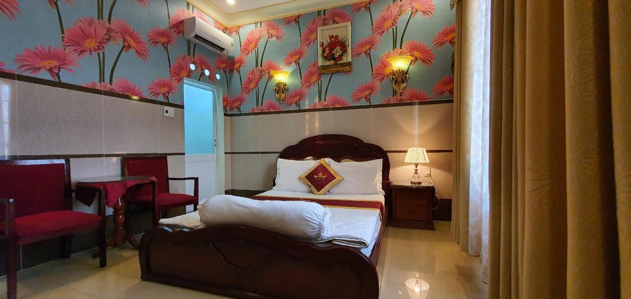 Hoang Quan Hotel Ho Chi Minh City Exterior photo